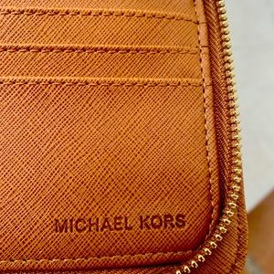 Ladies Michael Kors Zippered Wallet
